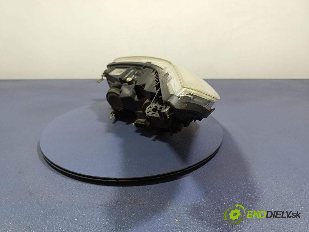 Citroen C4 2005 Reflektor: v pravo: 9646893880