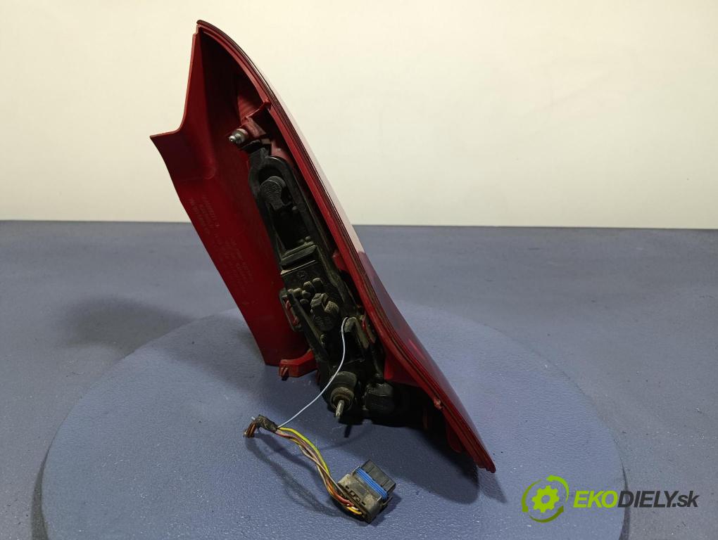 Citroen C4 2005 svetlo / reflektor zad ľavá Vonkajsia: 9646801777