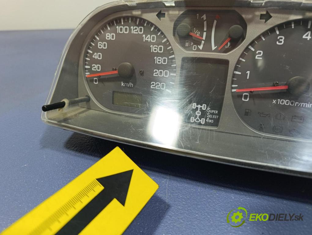 Mitsubishi Pajero 2004 prístrojovka/ budíky MN166590