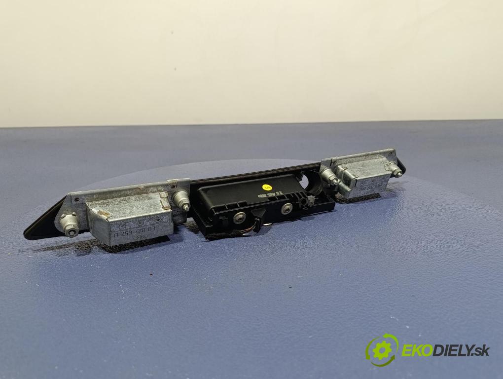 Audi A4 2003 zaslepka: zad 8E0827574C