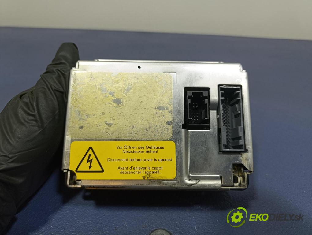 Opel Zafira 2005 Radio I Navigácia: 9132693