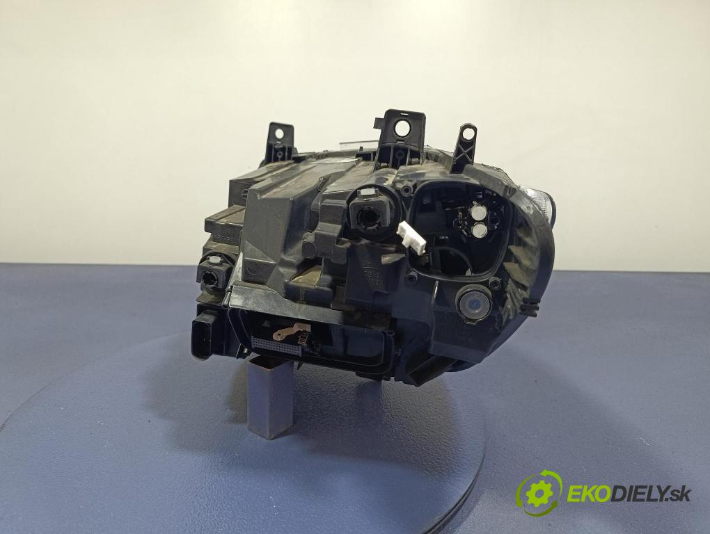 Mercedes Sprinter 0 Reflektor: v pravo: A9109069100