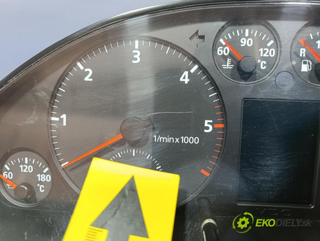 Audi A4 1995 prístrojovka/ budíky 8D0919033B