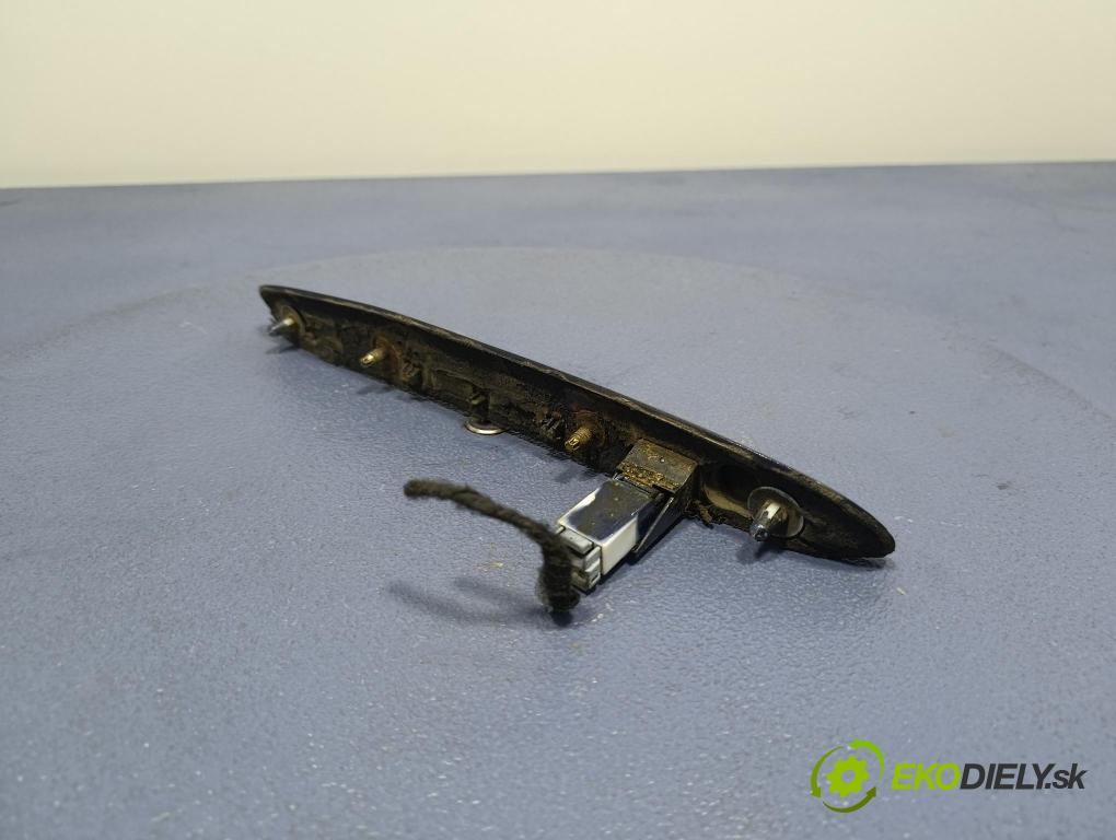 Fiat Croma 2005 rukoväť Klapky: Zadná: