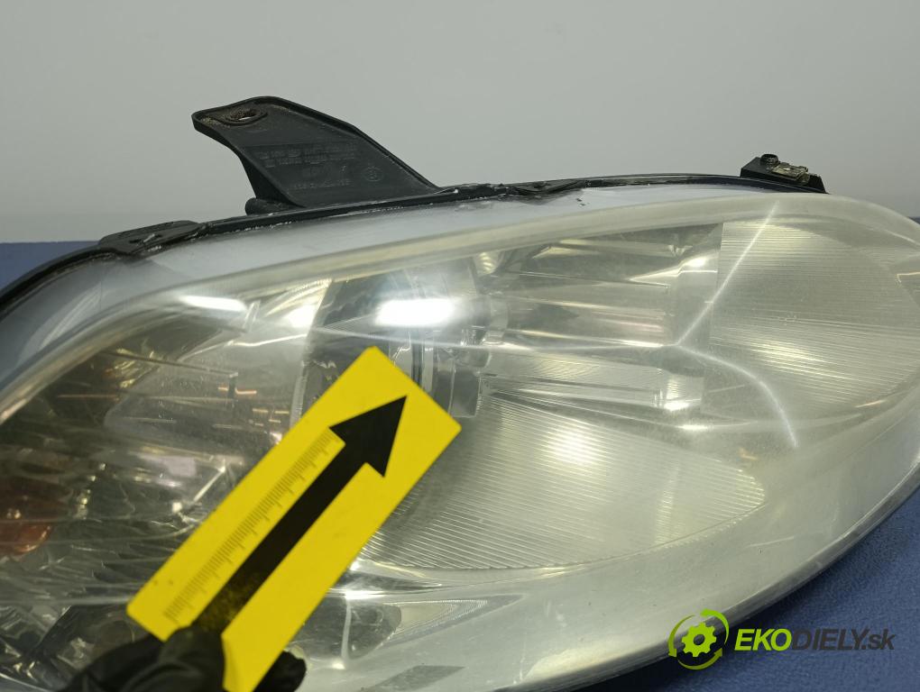 Fiat Croma 2005 Reflektor: v pravo: 51733560