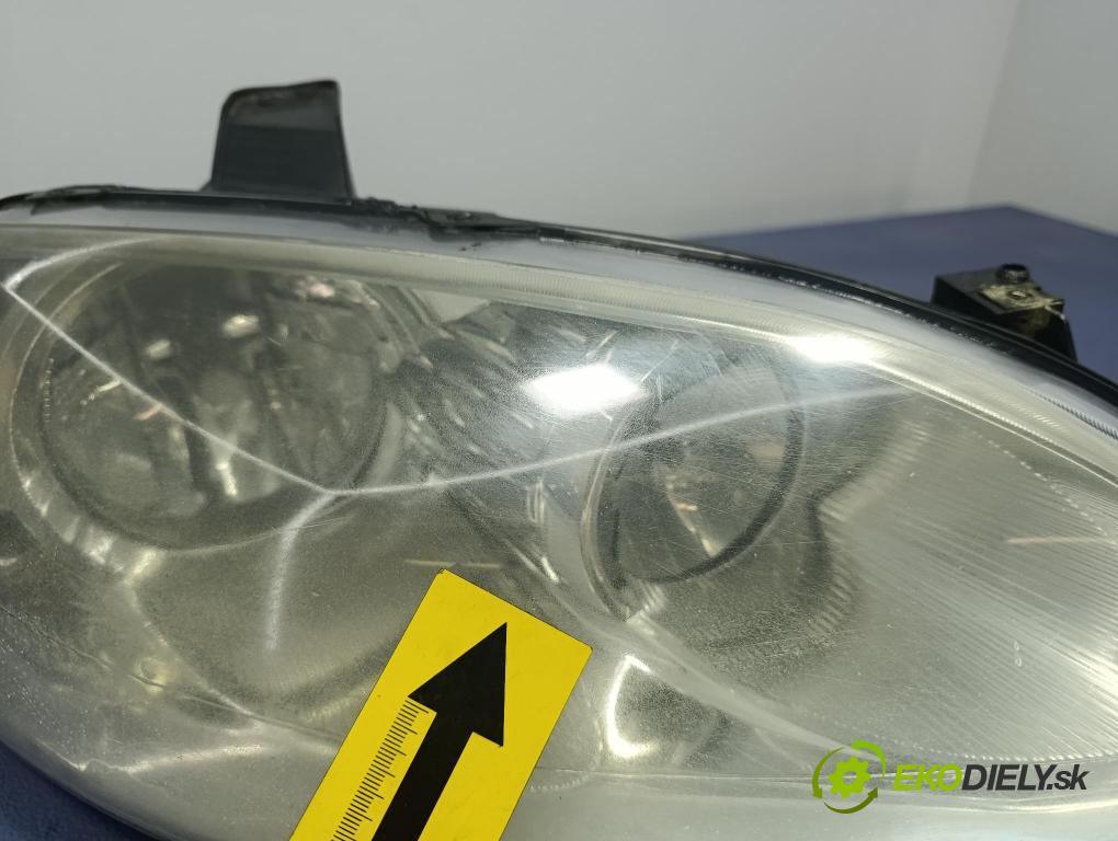Fiat Croma 2005 Reflektor: v pravo: 51733560