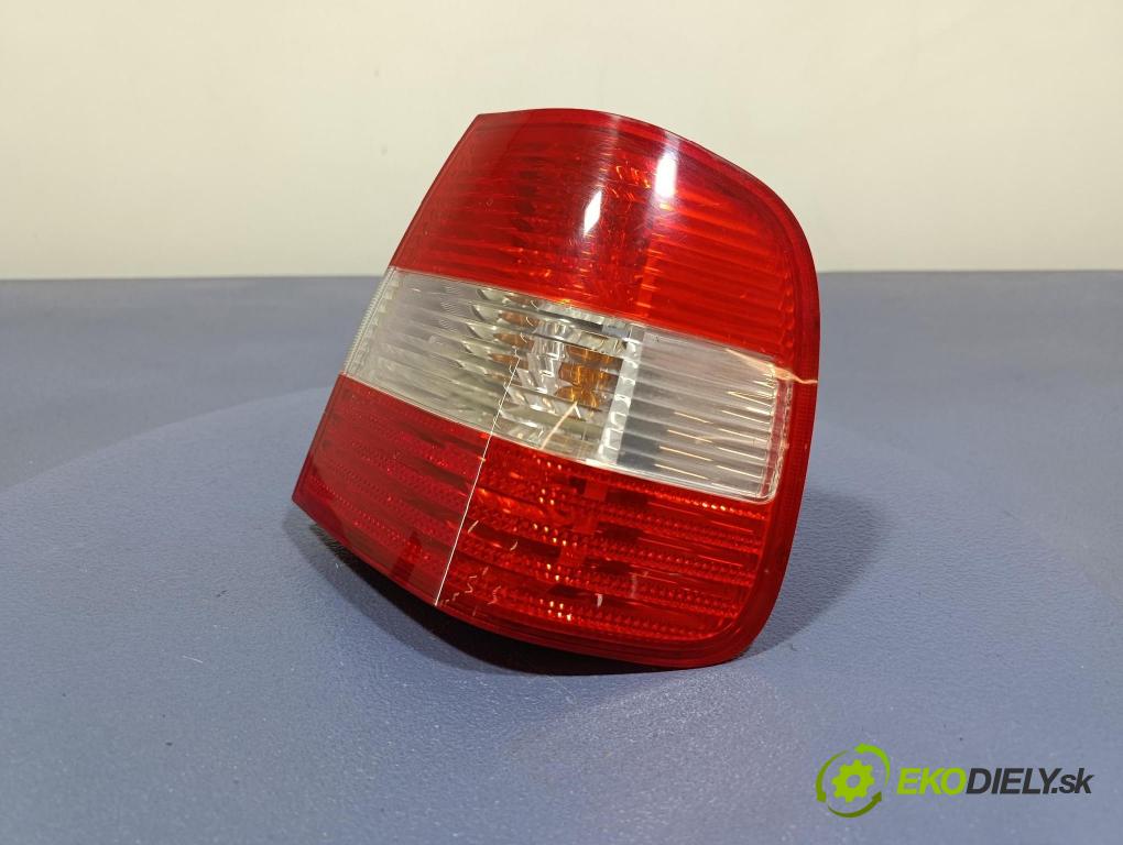 Vw Polo 2004 svetlo / reflektor zad Prava: Vonkajsia: