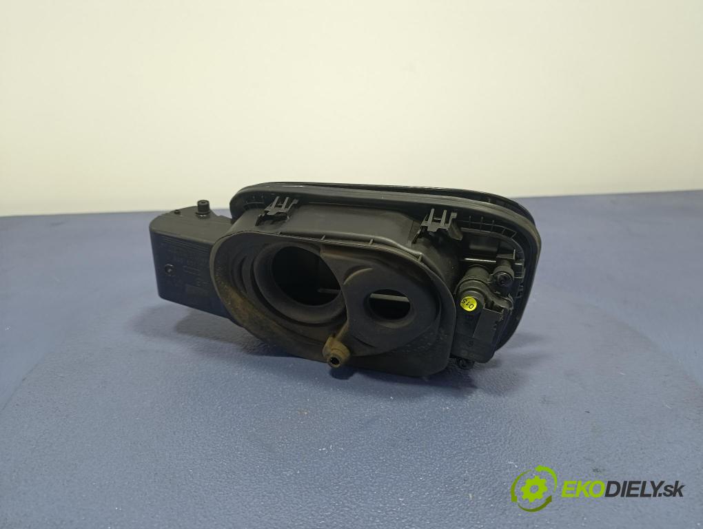 Audi A8 2019 Klapka nádrže paliva 4N0809906G