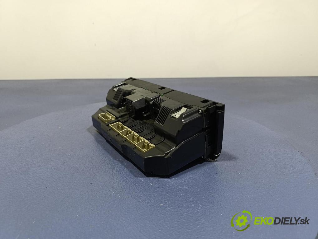 Audi A6 2007 prepínač Klimatizácia: Prúd vzduchu: 4F1820043AG