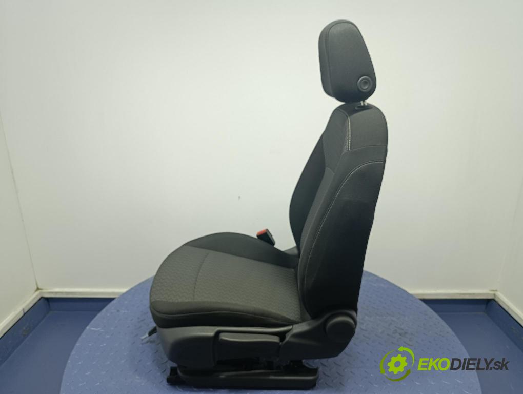 Opel Insignia 2018 Sedačka Ovládače: