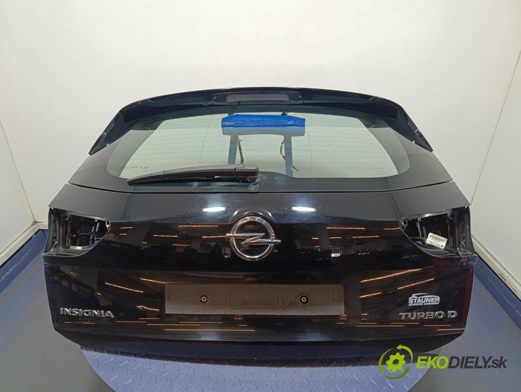 Opel Insignia 2018 zadna dveře kufra: kufra: