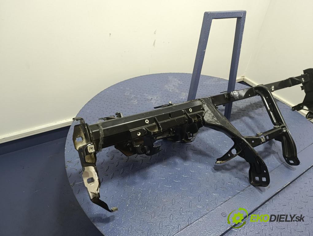 Audi A8 2019 kokpit,pristrojová doska 4N1857017A