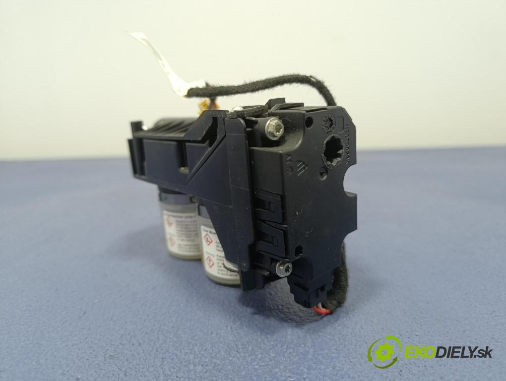 Audi A8 2019 ventilátor Vzduch: 4N0819556