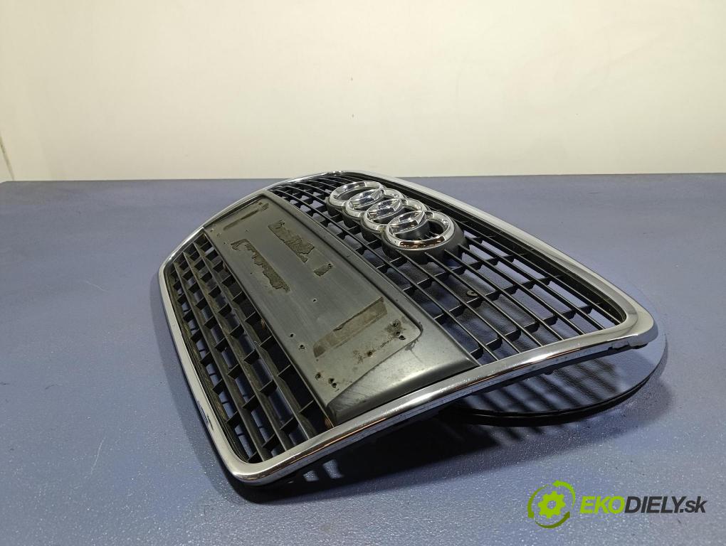 Audi A6 2007 miežka / Gril: 4F0853651
