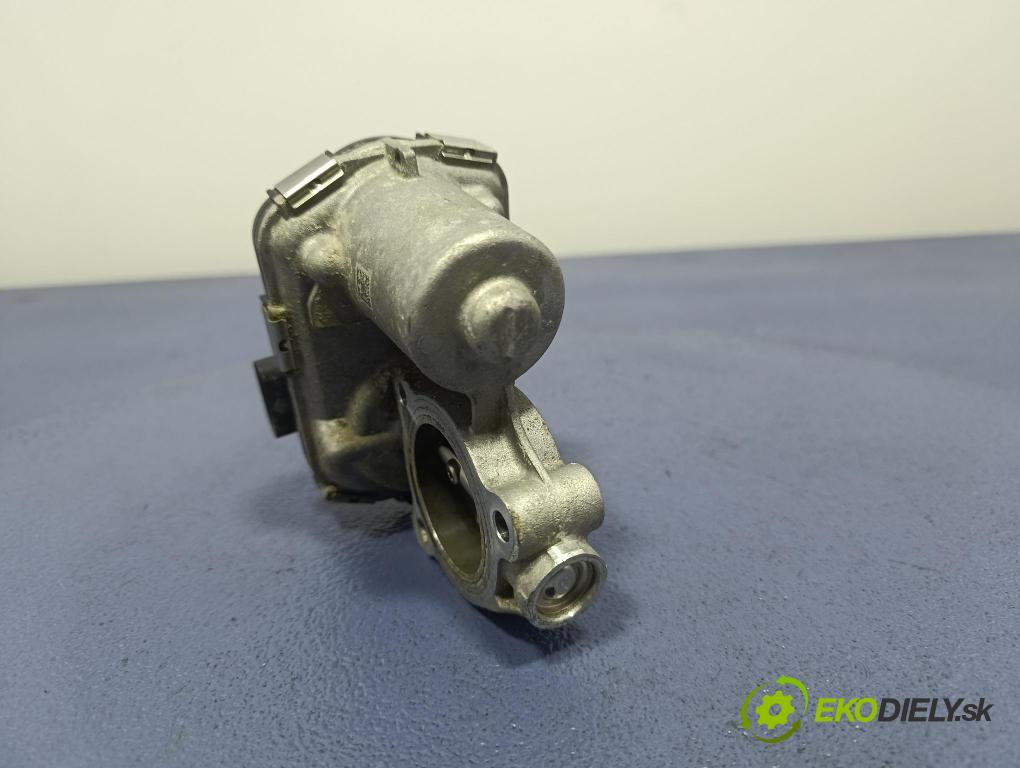 Audi A8 2019 klapka 059131477H