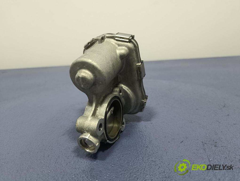 Audi A8 2019 klapka 059131477H