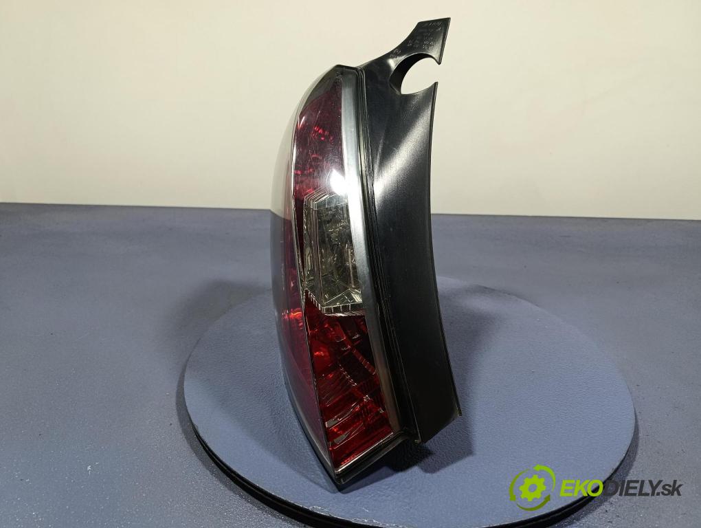 Fiat Stilo 2002 svetlo / reflektor zad ľavá Vonkajsia: 46823706