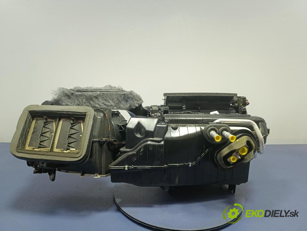 Audi A8 2019 radiator 4M1820005BL