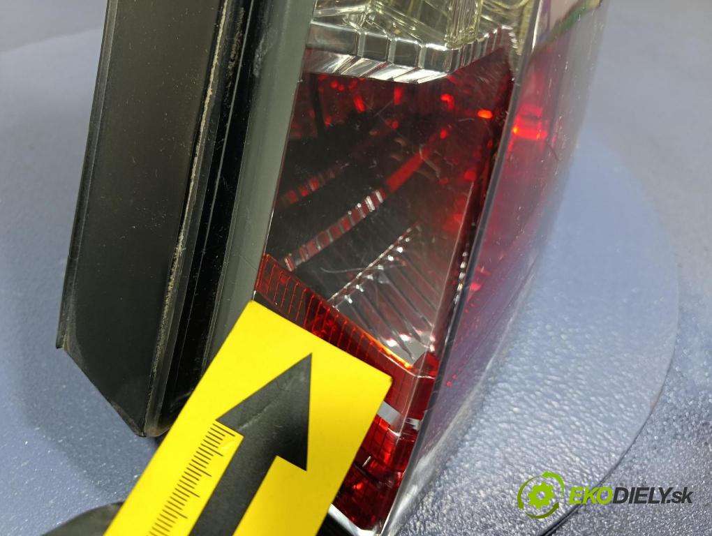 Fiat Stilo 2002 svetlo / reflektor zad Prava: Vonkajsia: 46823705