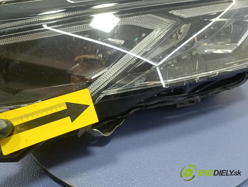 Skoda Octavia 0 Reflektor: Vľavo: 5E4941035