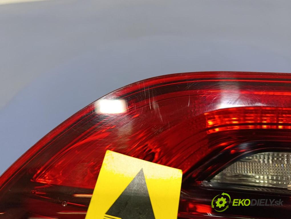 Opel Insignia 2018 svetlo / reflektor zad Prava: Vnútri: 39107532