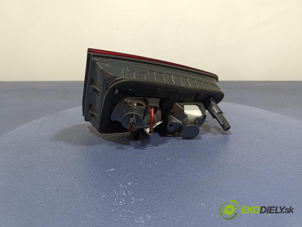 Opel Insignia 2018 svetlo / reflektor zad Prava: Vnútri: 39107533
