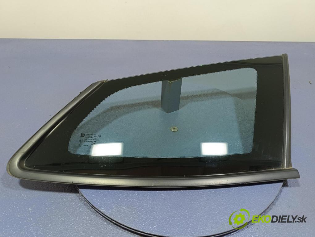 Opel Insignia 2018 sklo Karoséria: zad 495032823