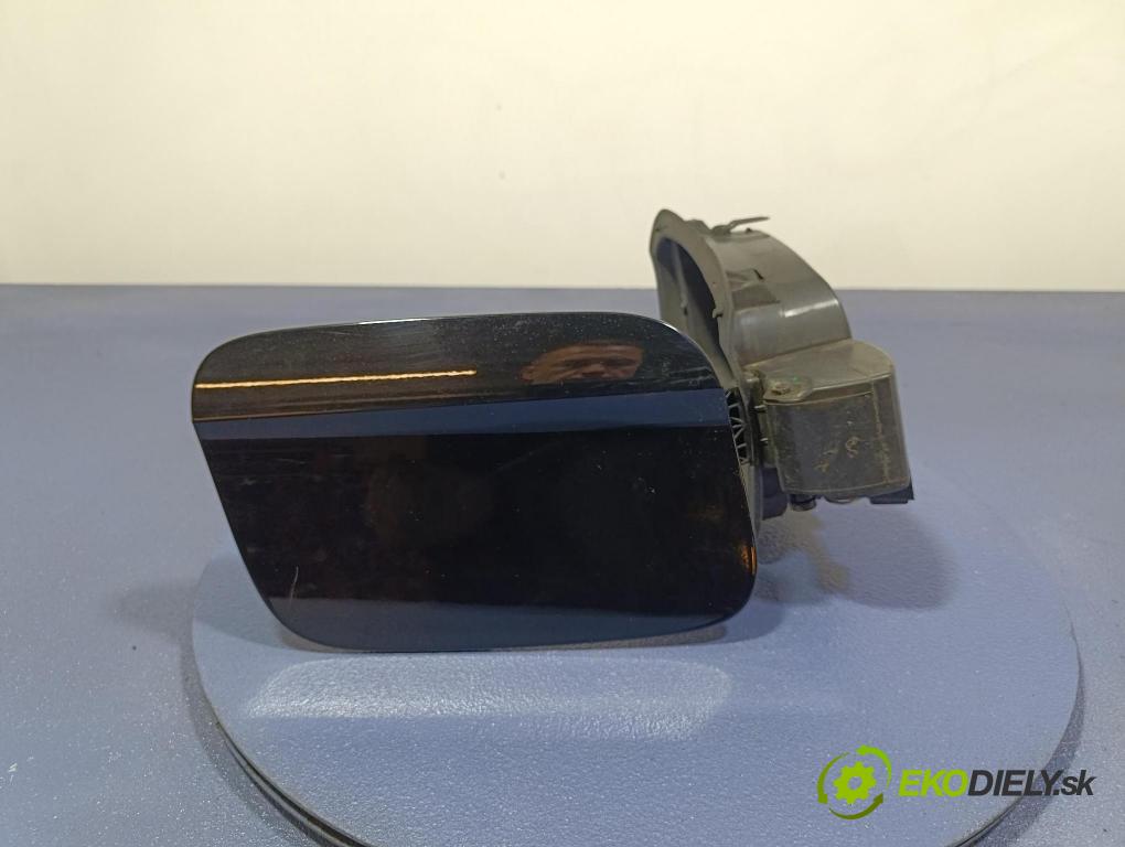 Opel Insignia 2018 Klapka nádrže paliva 13469476