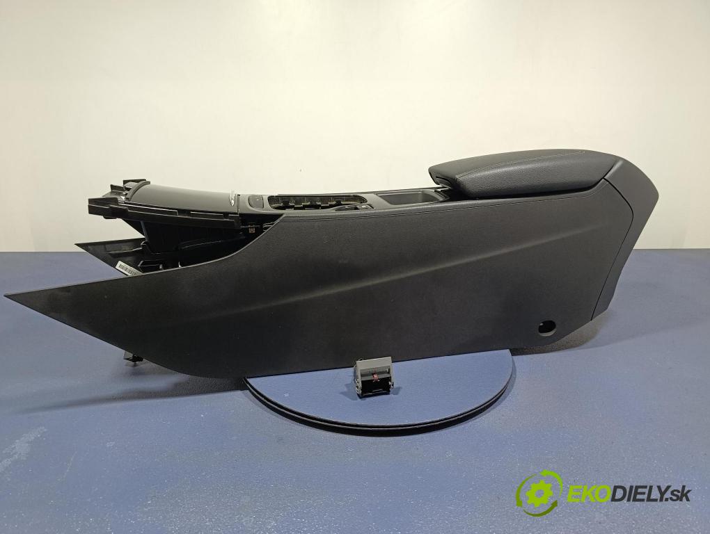 Opel Insignia 2018 tunel Stredný: 551186240