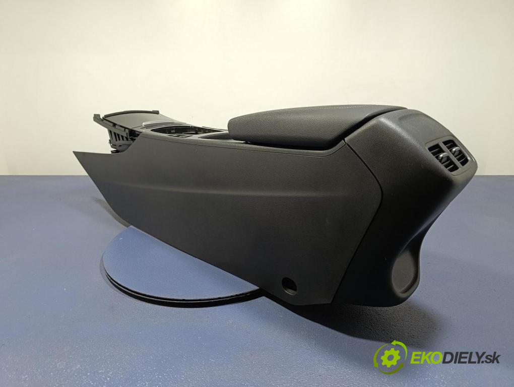 Opel Insignia 2018 tunel Stredný: 551186240