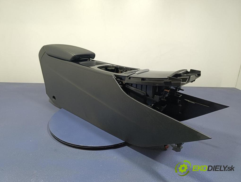 Opel Insignia 2018 tunel Stredný: 551186240