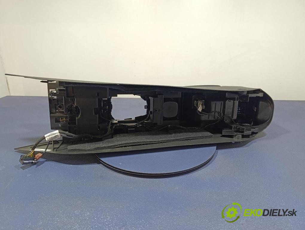 Opel Insignia 2018 tunel Stredný: 551186240