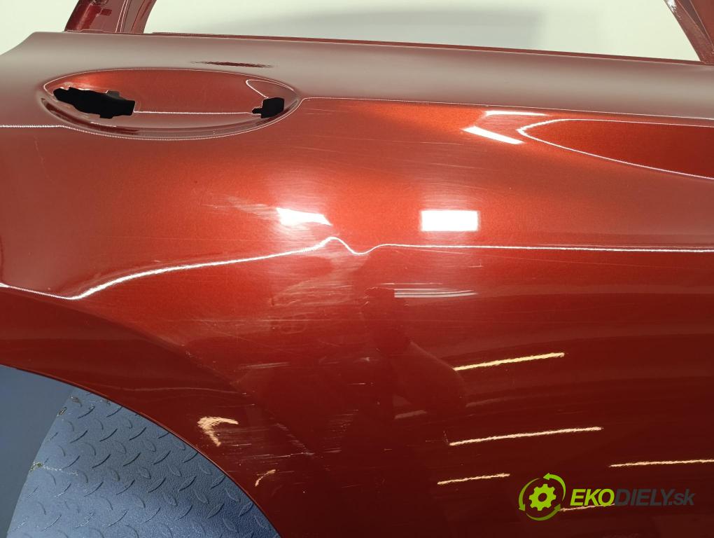 Bmw X4 2023 dvere zad pravé