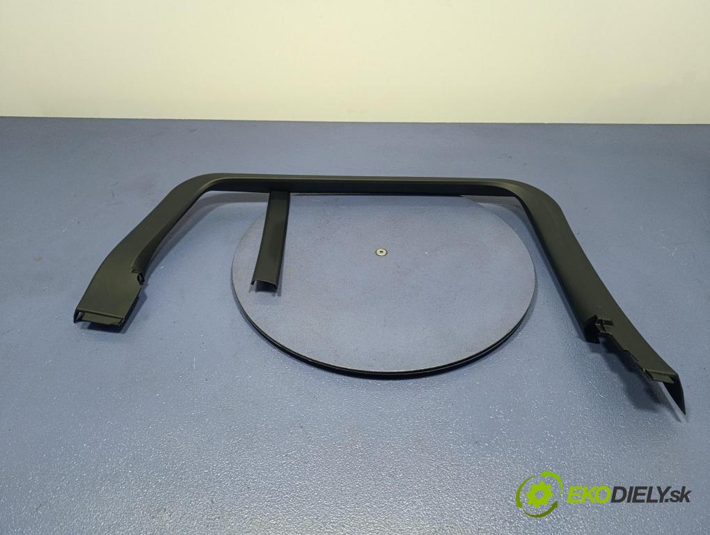 Bmw X4 2023 kryt Plast: Interiéry: 7423137