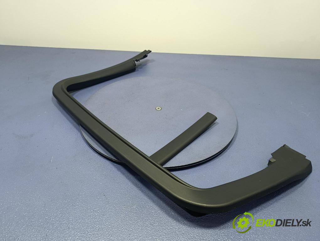 Bmw X4 2023 kryt Plast: Interiéry: 7423137