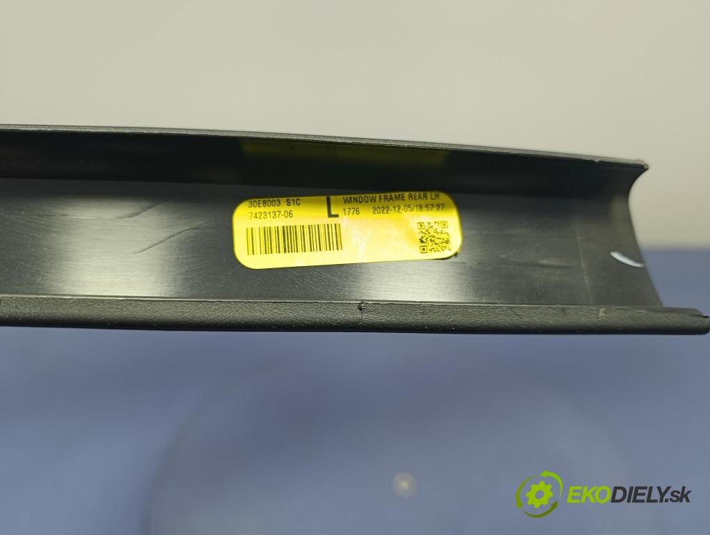 Bmw X4 2023 kryt Plast: Interiéry: 7423137
