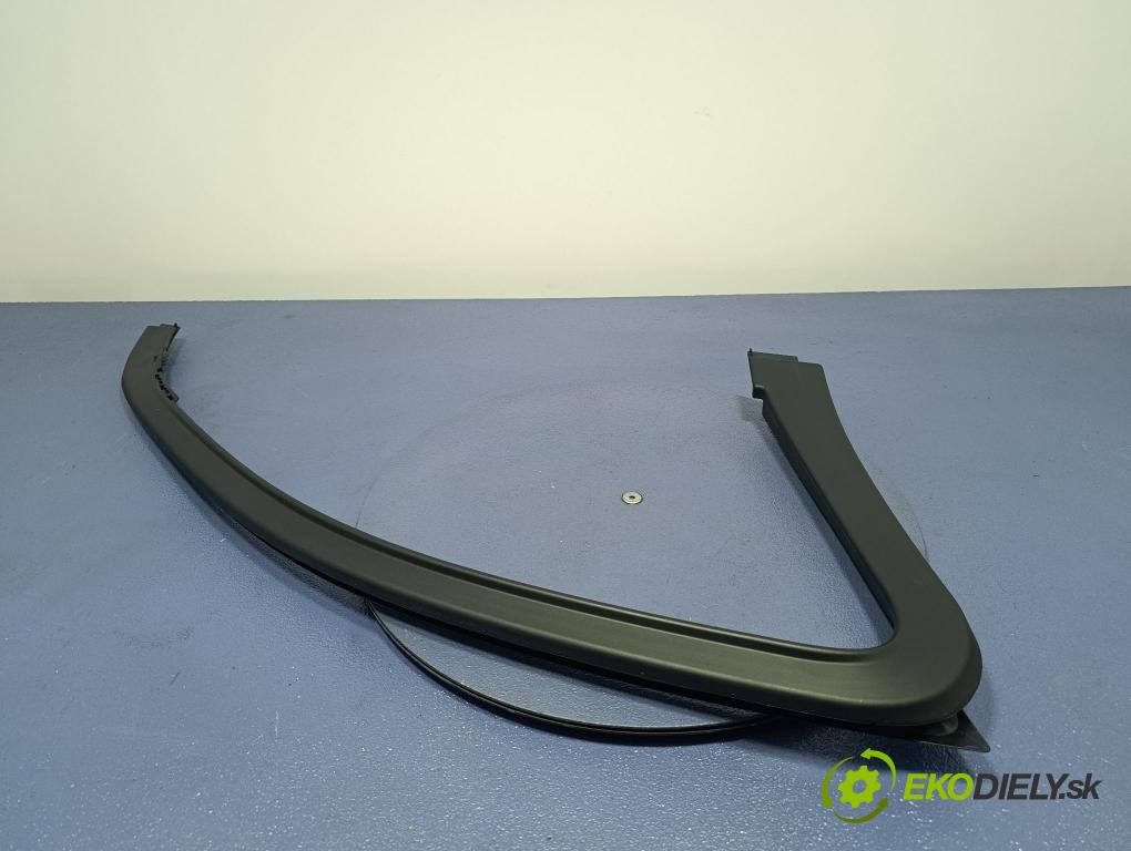 Bmw X4 2023 kryt Plast: Interiéry: 7423141