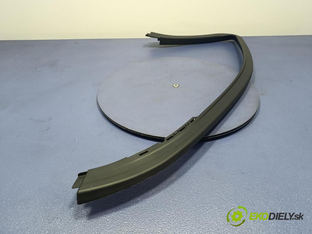 Bmw X4 2023 kryt Plast: Interiéry: 7423141