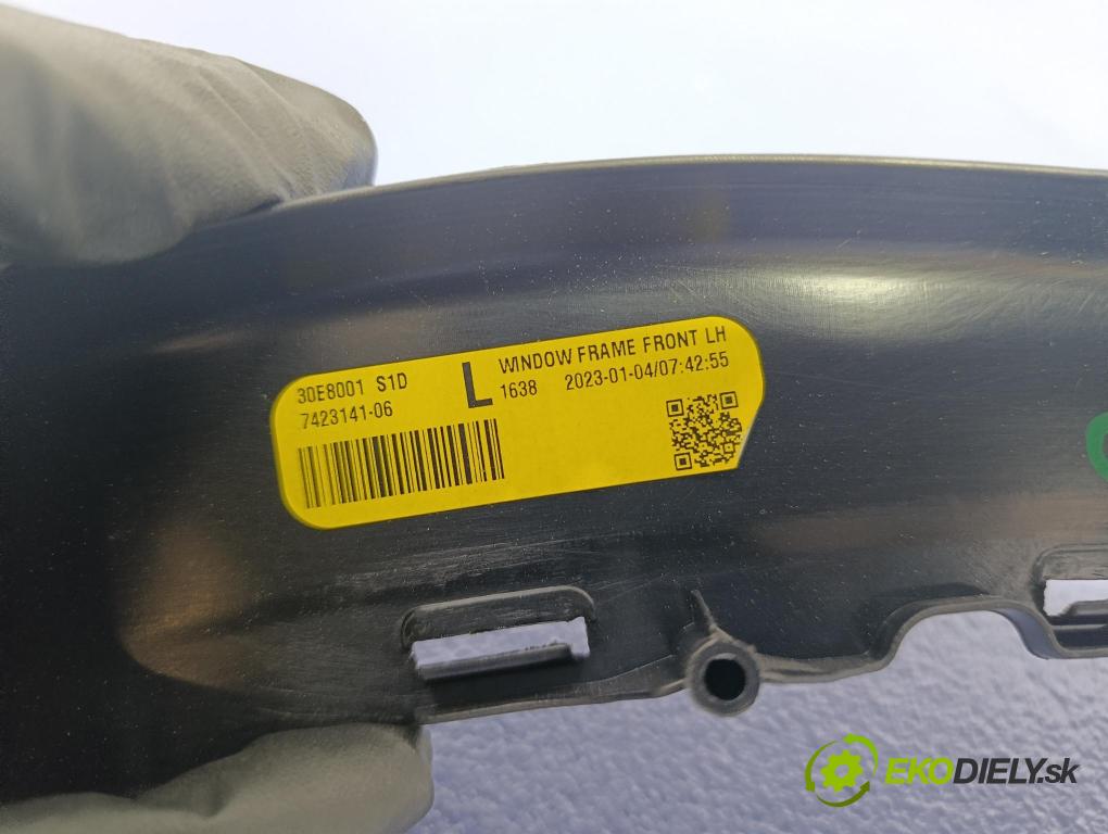 Bmw X4 2023 kryt Plast: Interiéry: 7423141