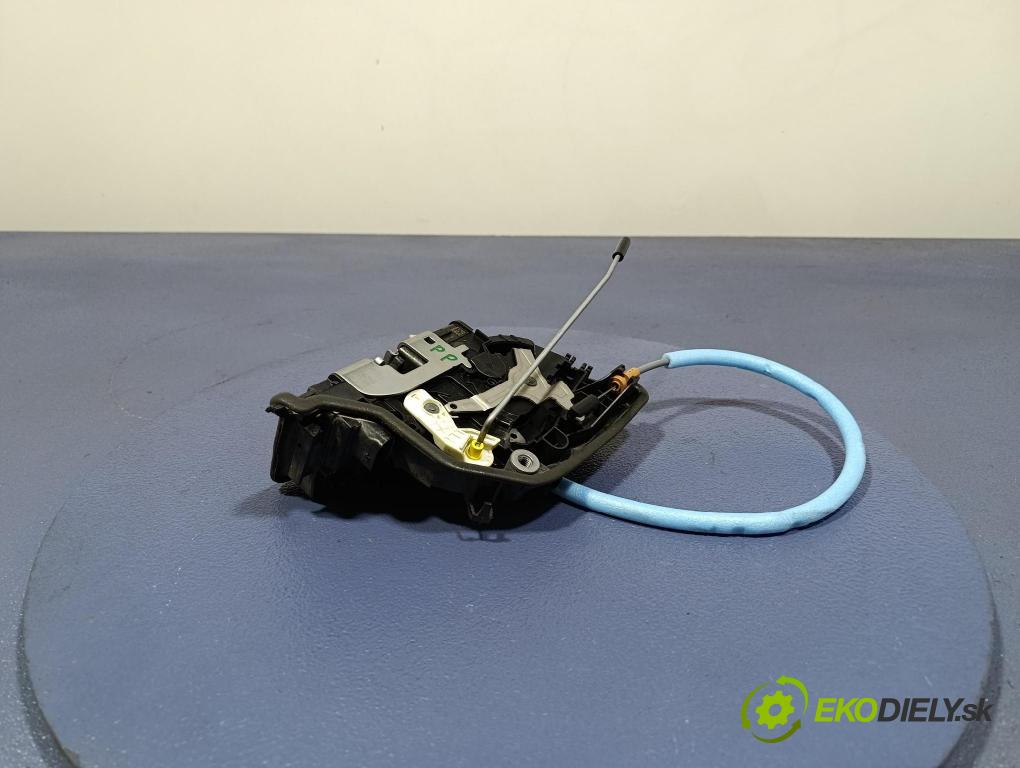 Bmw X4 2023 zámok dvere Predné v pravo: 9492094