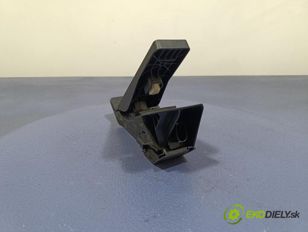 Bmw X4 2023 pedal Plyn: 6889820