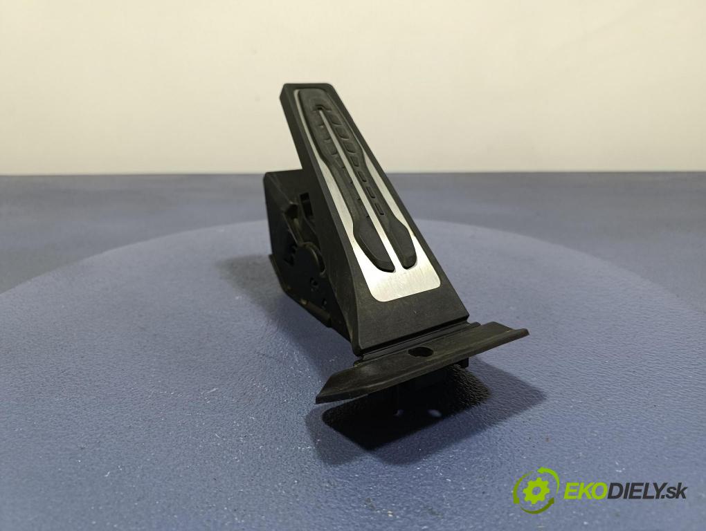 Bmw X4 2023 pedal Plyn: 6889820