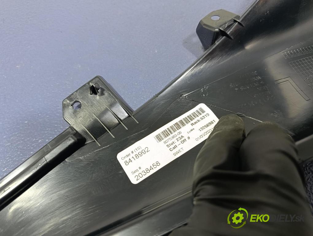 Bmw X4 2023 kryt Plast: Interiéry: 8075363
