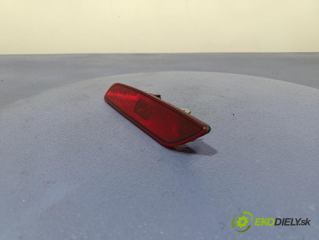 Bmw X4 2023 svetlo / reflektor zad Prava: Vonkajsia: 8083836