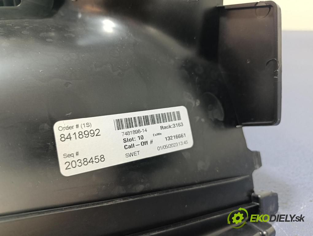 Bmw X4 2023 lišta kufr 7424561