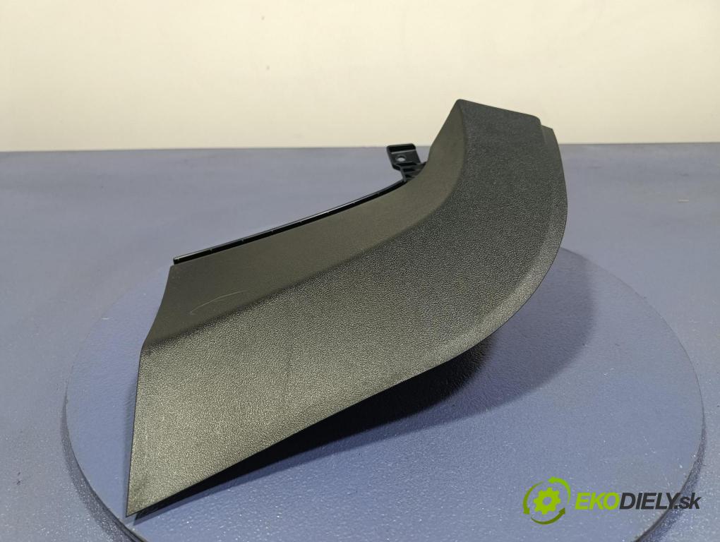 Bmw X4 2023 kryt Plast: Interiéry: 7481896