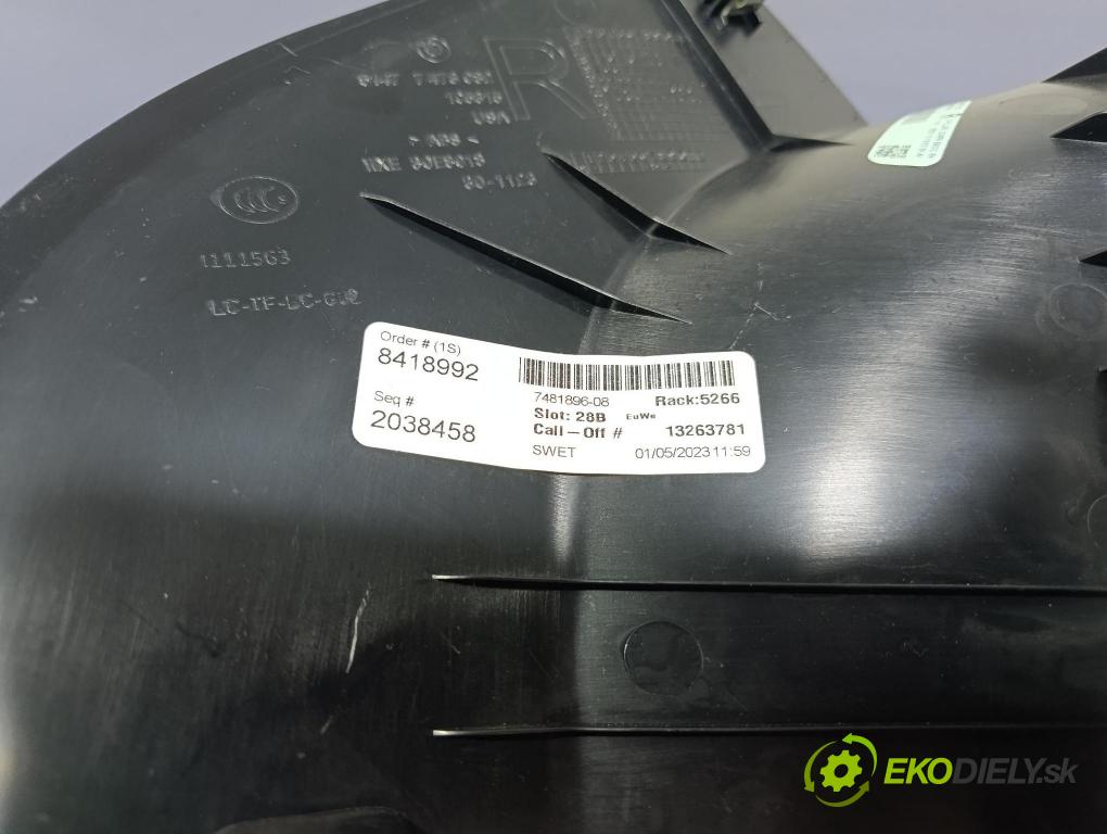 Bmw X4 2023 kryt Plast: Interiéry: 7481896