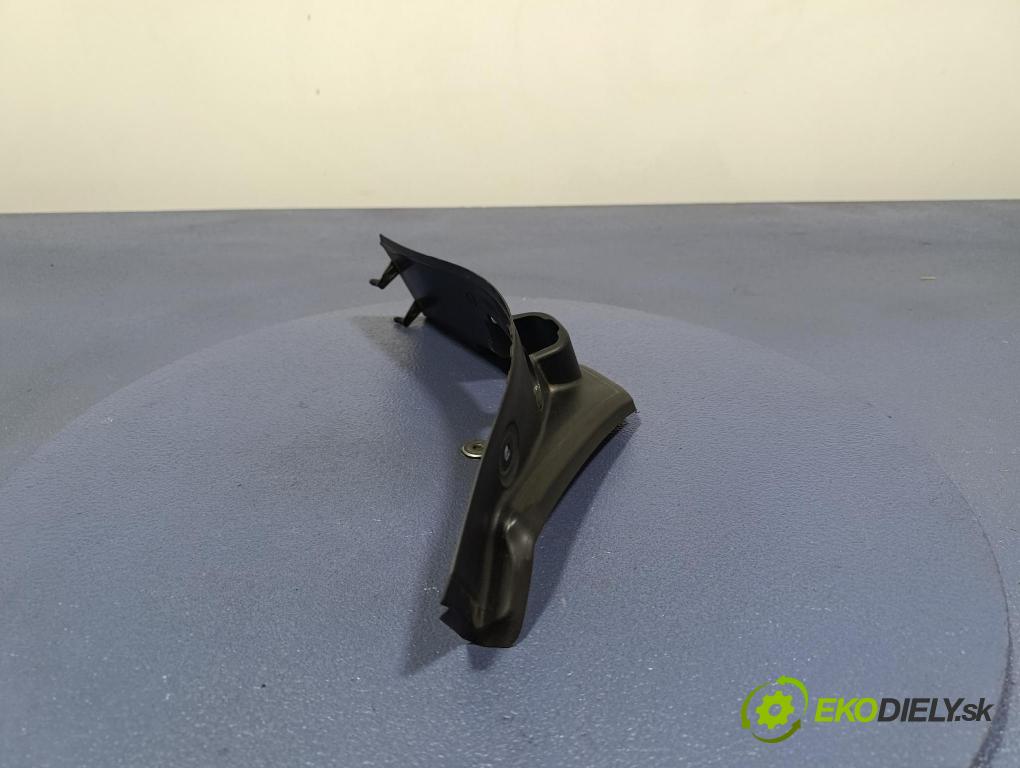 Bmw X4 2023 kryt Plast: Interiéry: 7424427