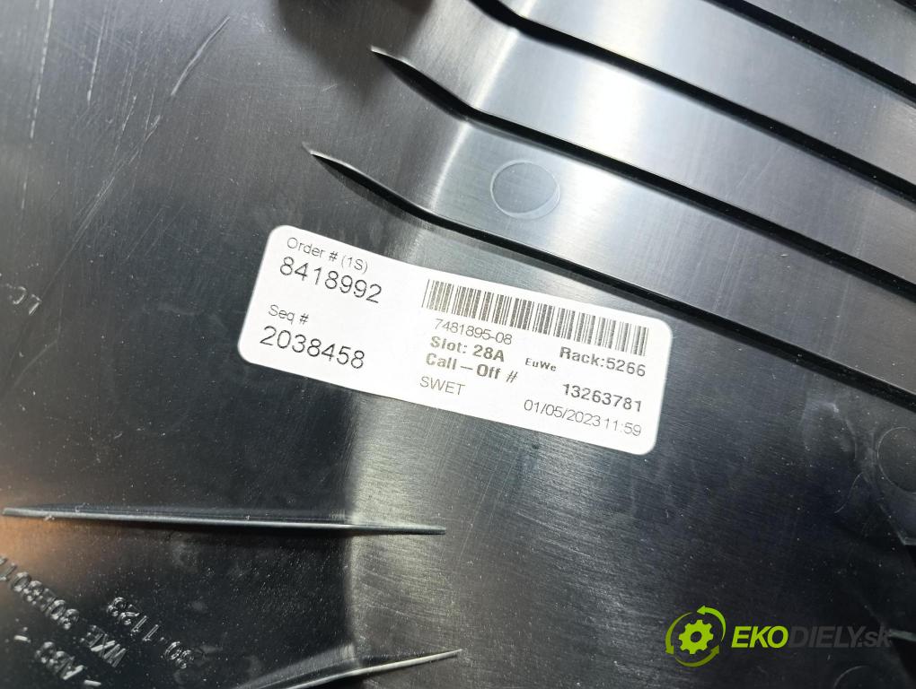 Bmw X4 2023 kryt Plast: Interiéry: 7481895