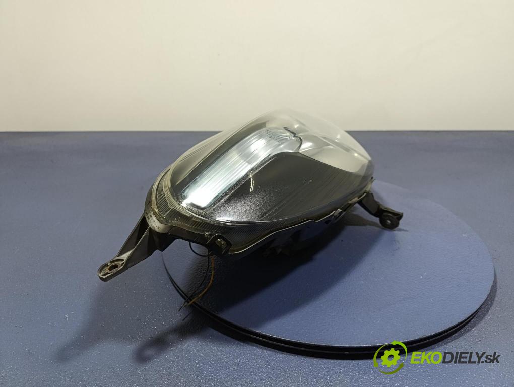 Nissan Micra 2008 Reflektor: v pravo: 26010BG10B